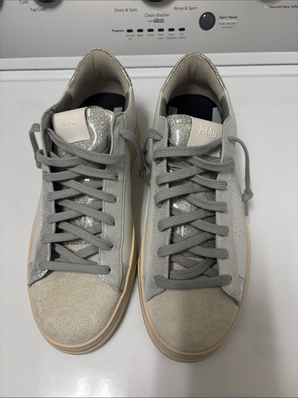 NWOT P448 Women's Sparkly Silver Gray Low-Top Sneakers
